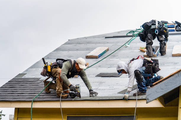 Professional Gutter Installation technician working in Commerce, OK